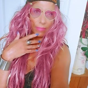 Meet your Posher, Bayla